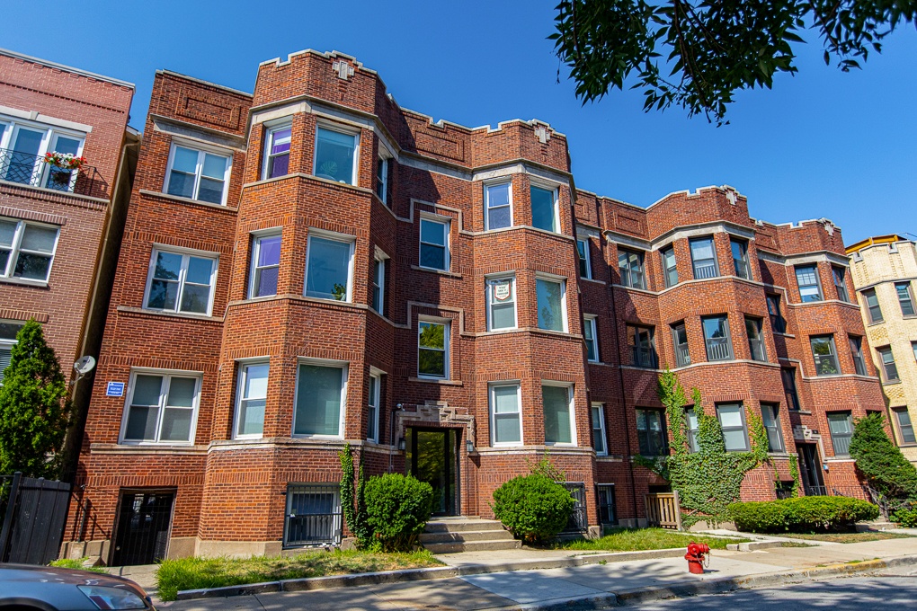 926-28 W. George St. 926 W. George St., Chicago, IL 60657 Lake View East - Leasing by Cross Street